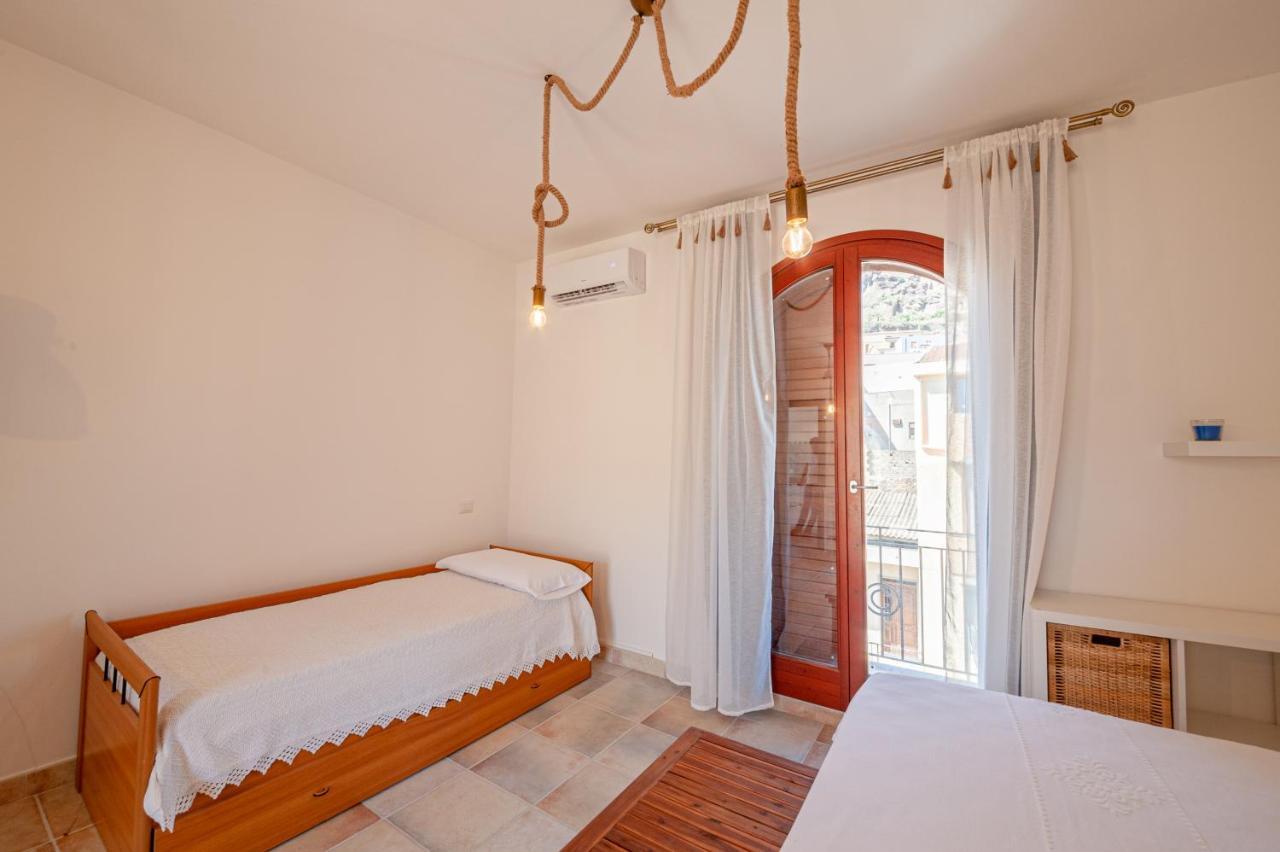 Confort Central Sea View & Castle Castelsardo Exterior foto